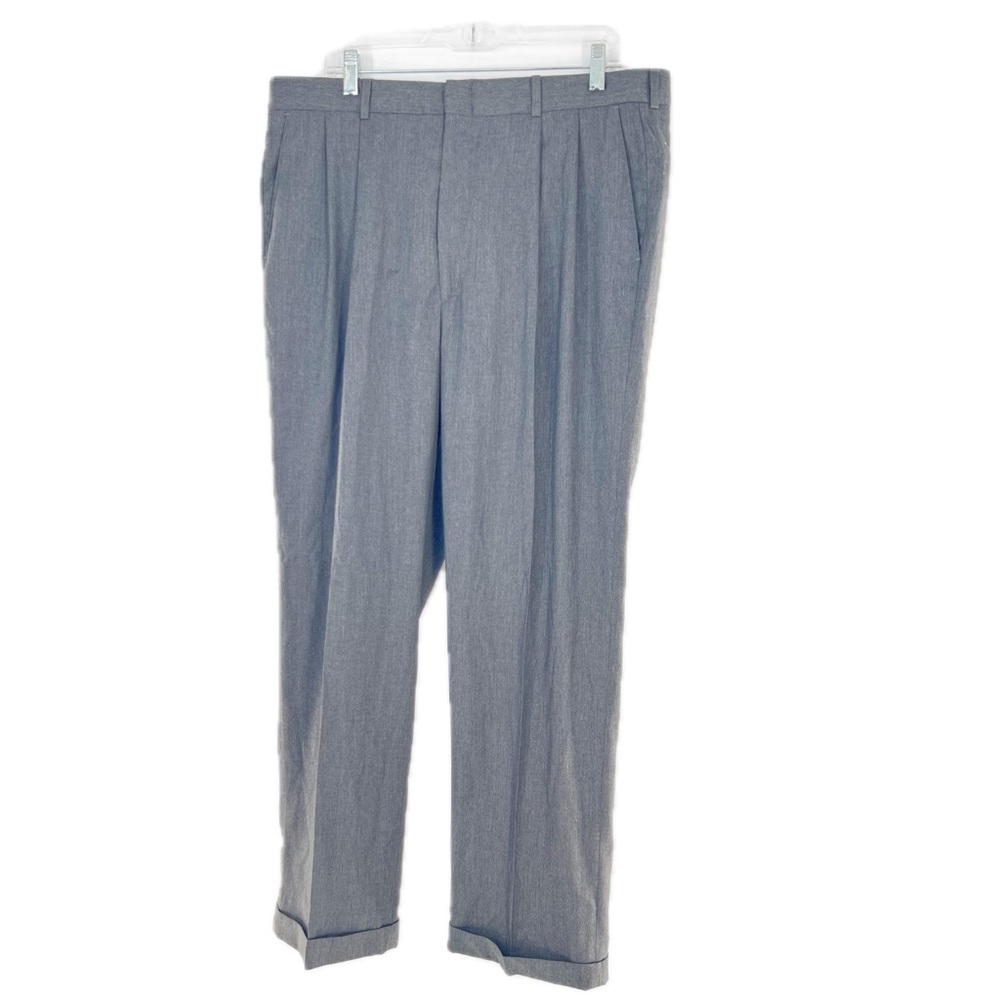 Haggar Soft Touch Gab Classic American Fit Pleated Cuffed Pants Gray Size 38 NWT